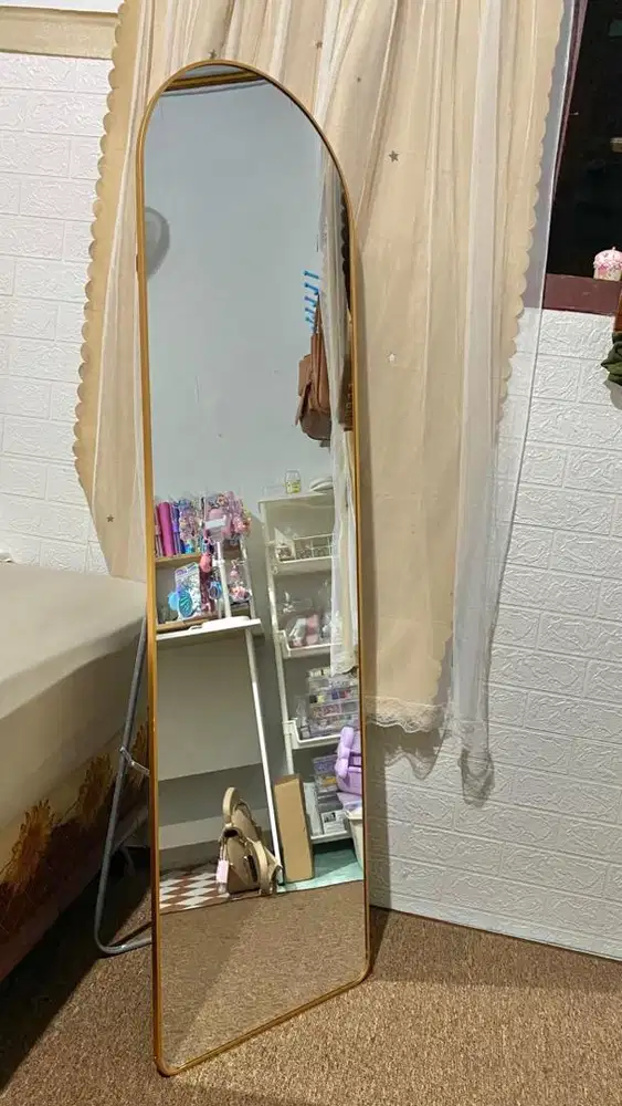 Standing Mirror Aesthetic Gold