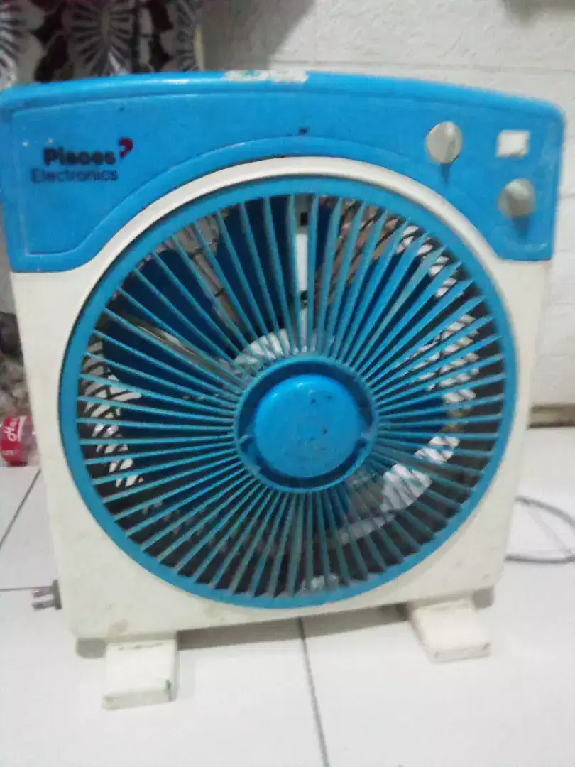 Dijual kipas angin kotak merk pisces mls normal semua fungsi bu