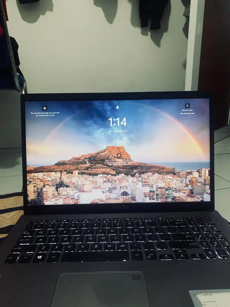 ASUS i3-10110U RAM 4 GB/STORAGE 256GB