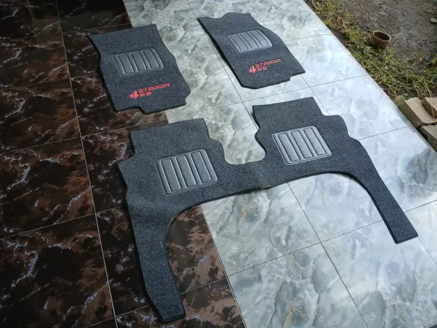 Karpet original bludru strada L200