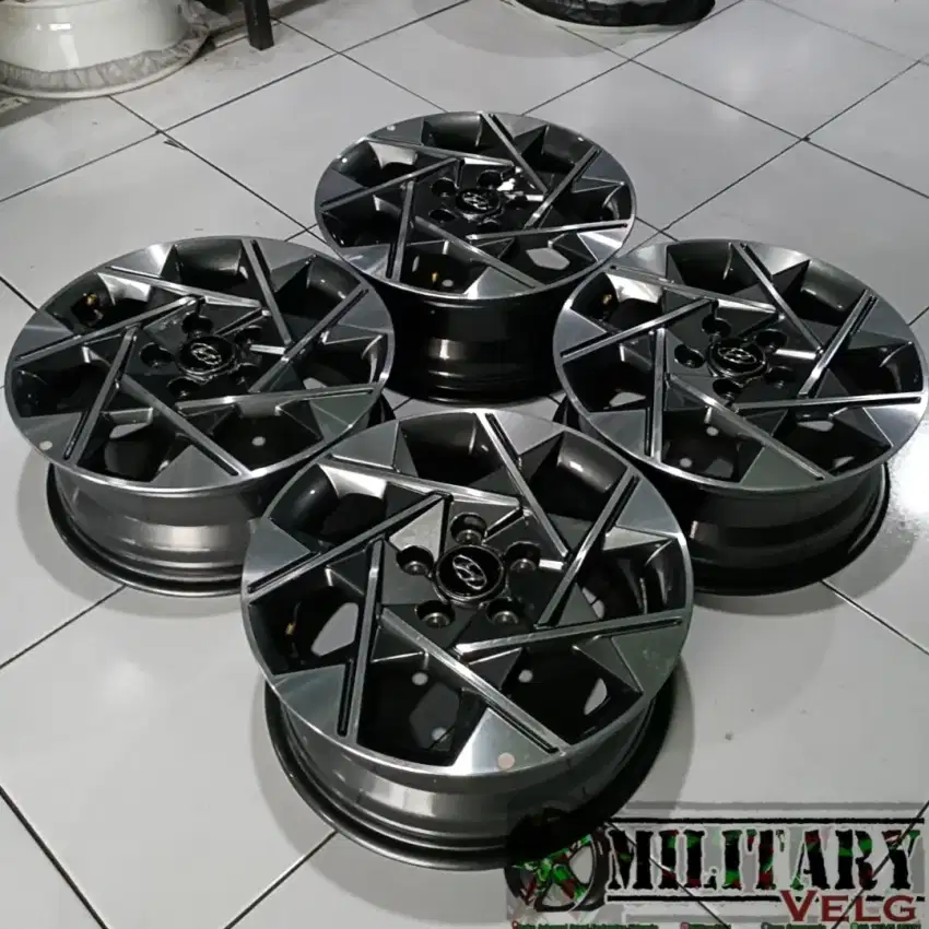 Velg Oem Hyundai Stargazer R16