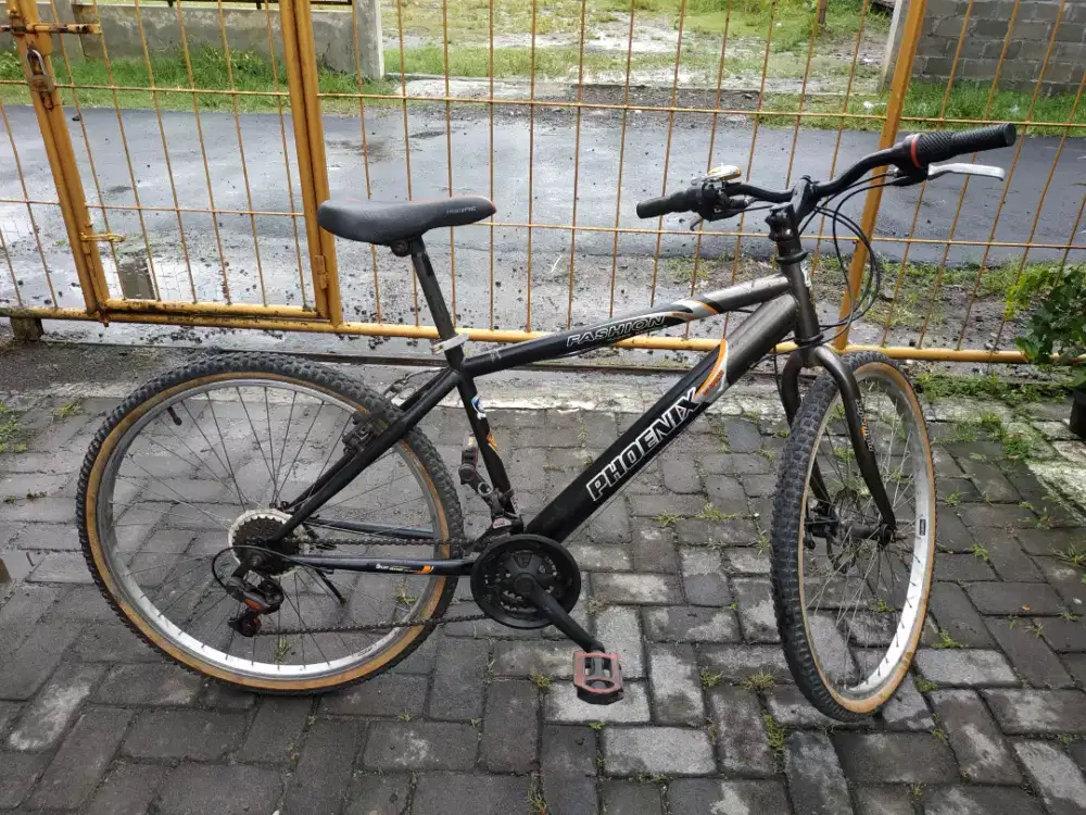 Sepeda gunung MTB merk Phoenix Fashion ring 26 bagus ori utuh