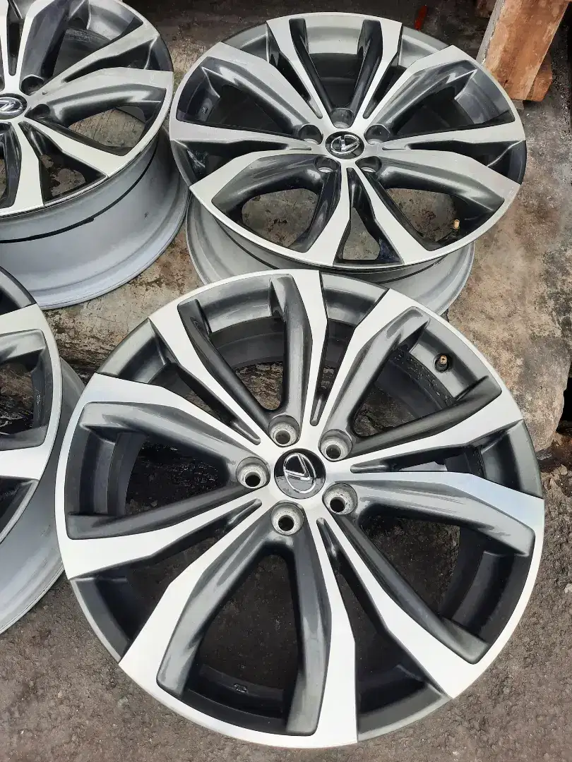 Velg LEXUS RX200 R.20 ori