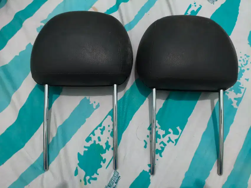 Head Rest Kursi Depan Avanza/Xenia 2010 Original