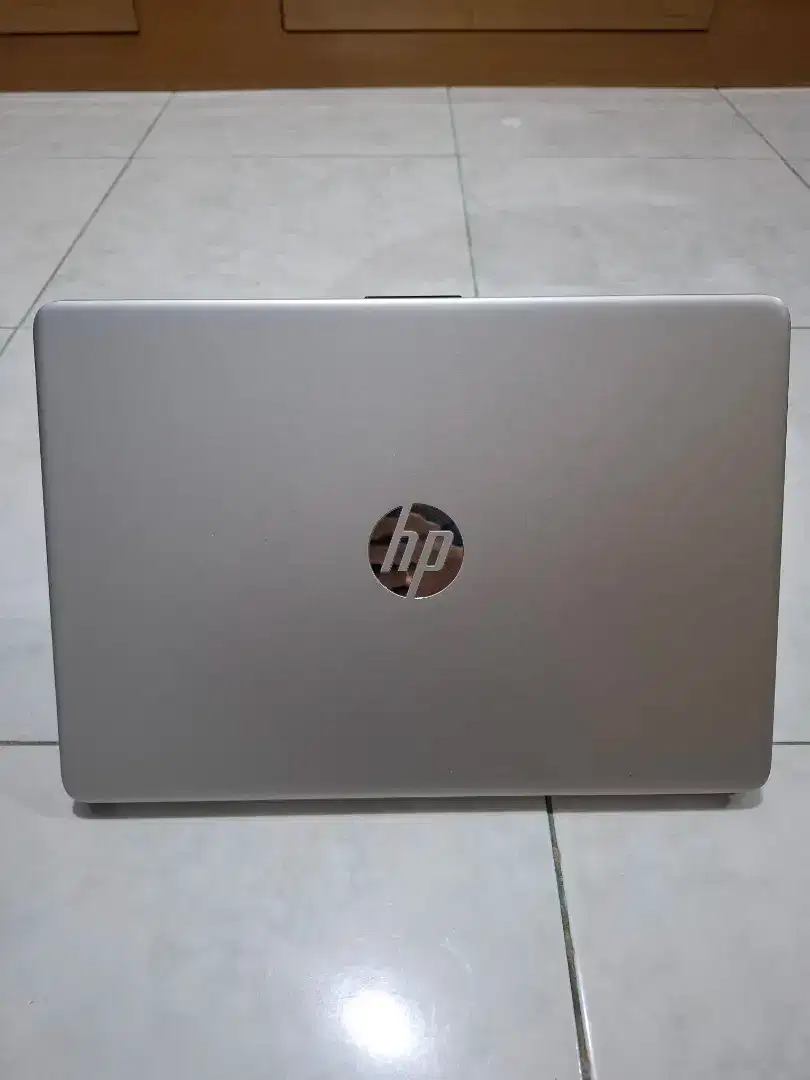 HP Intel i3 WINDOWS 11 PRO 14UHD