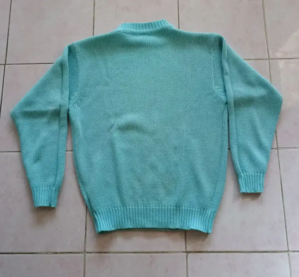 Jaket Sweater Tebal Original.