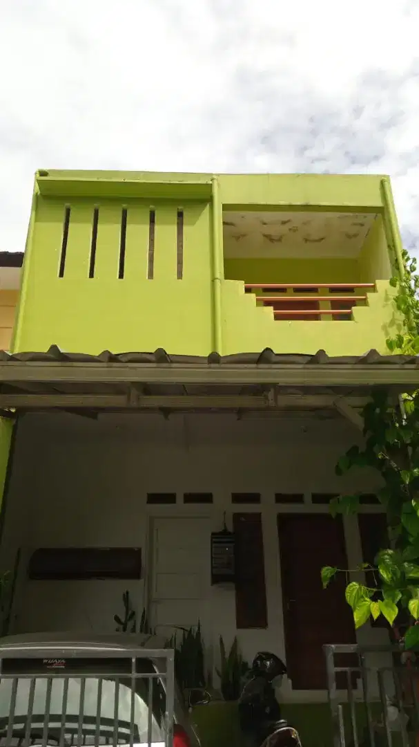 Jual rumah 2 lt