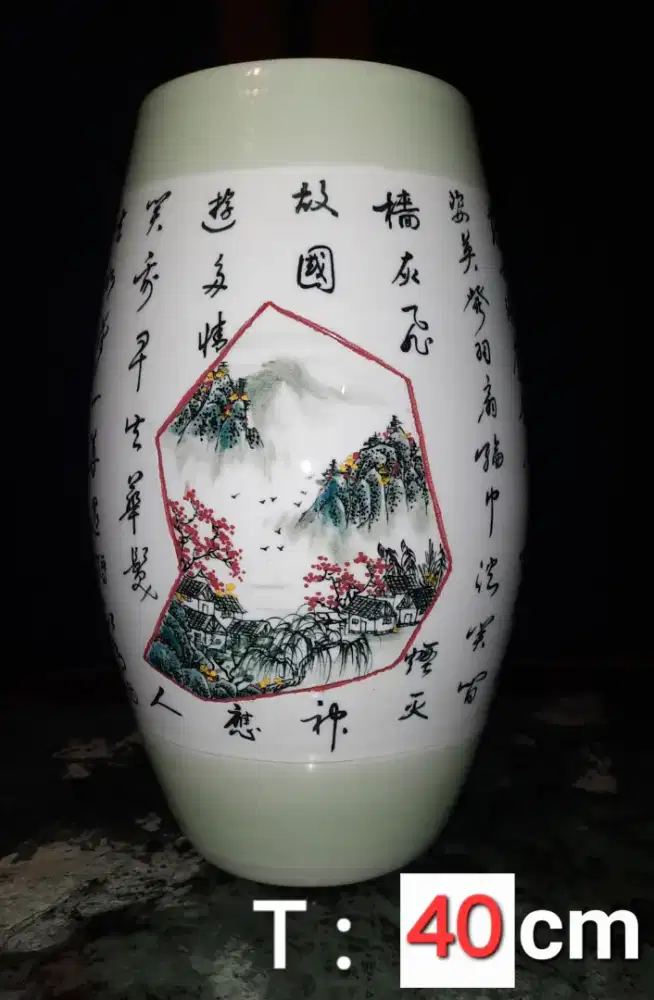 VAS PORCELAIN CANTIK