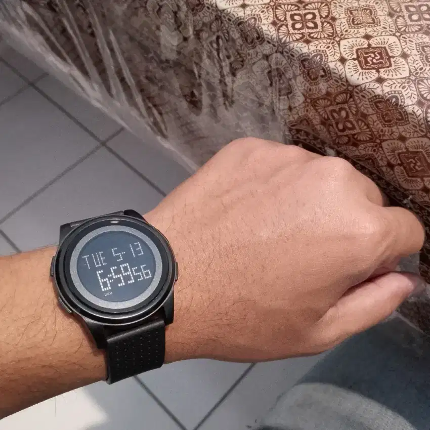 Jam skmei tipis ukuran 45mm mulus