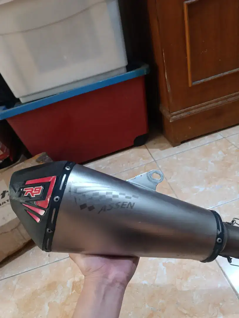 Knalpot R9 Assen full system ORI