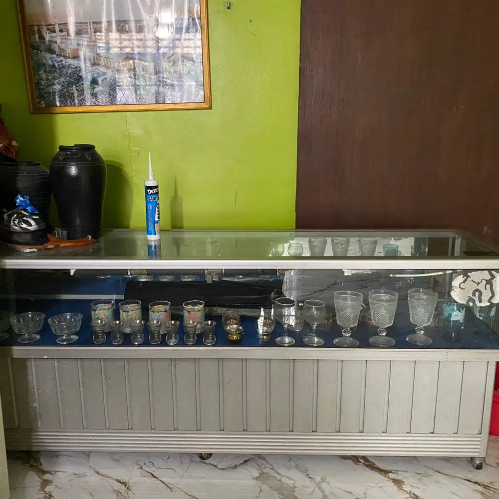 Etalase untuk jualan pulsa