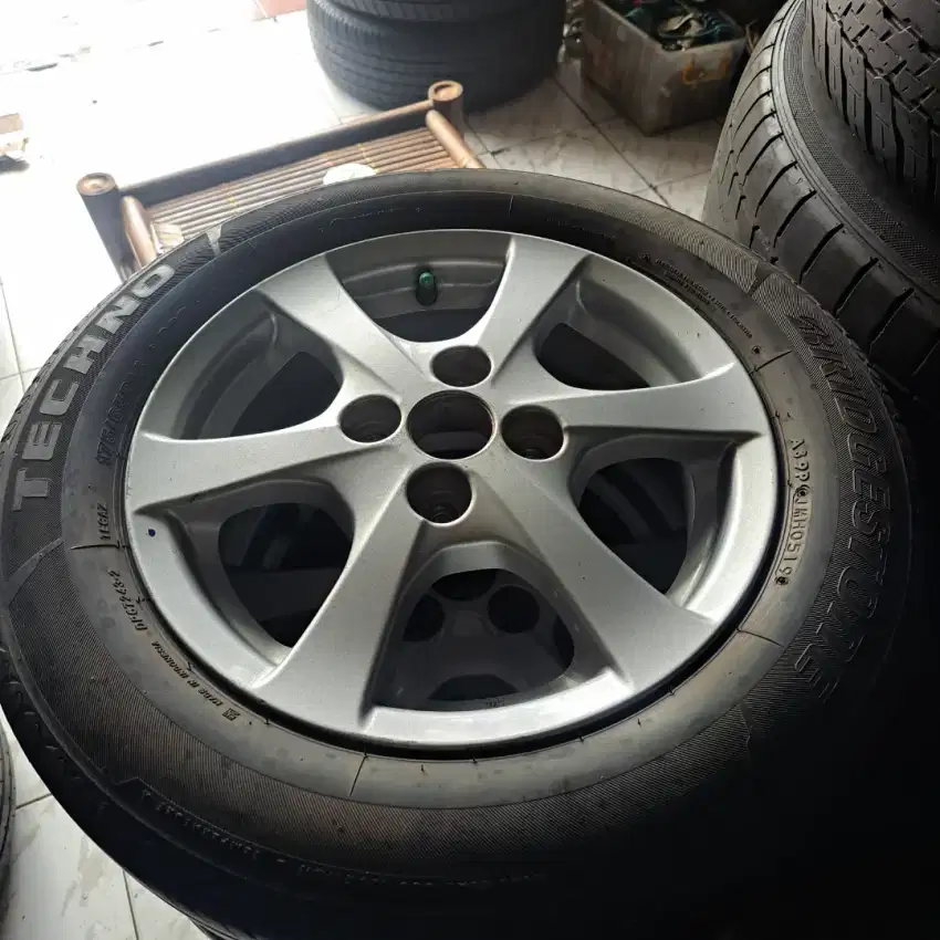 Serep mobil agya ayla ring 14