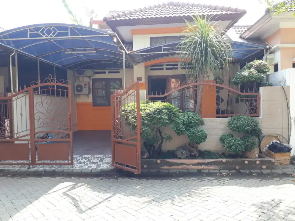 Rumah Cantik di di Perumahan Bukit Palma