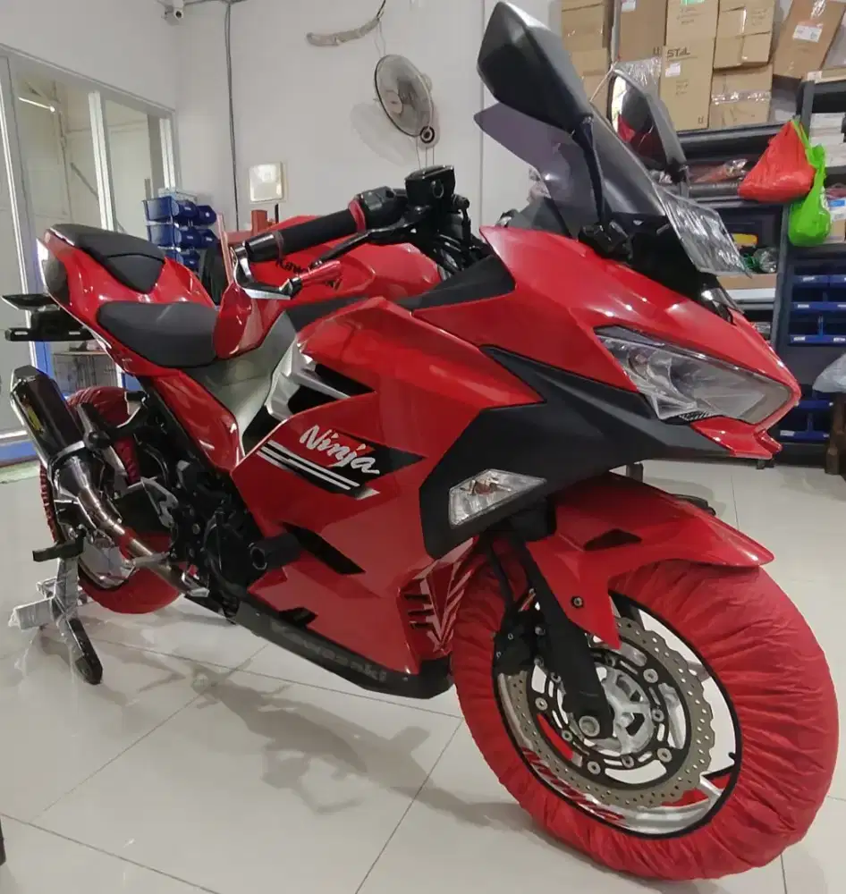 Dijual ninja 250 fi new thn 2021