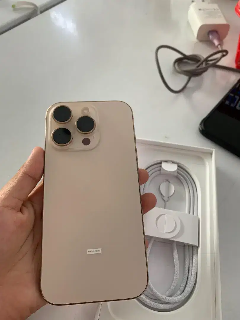 (Garansi resmi iBox) New iPhone 16 Pro 128GB