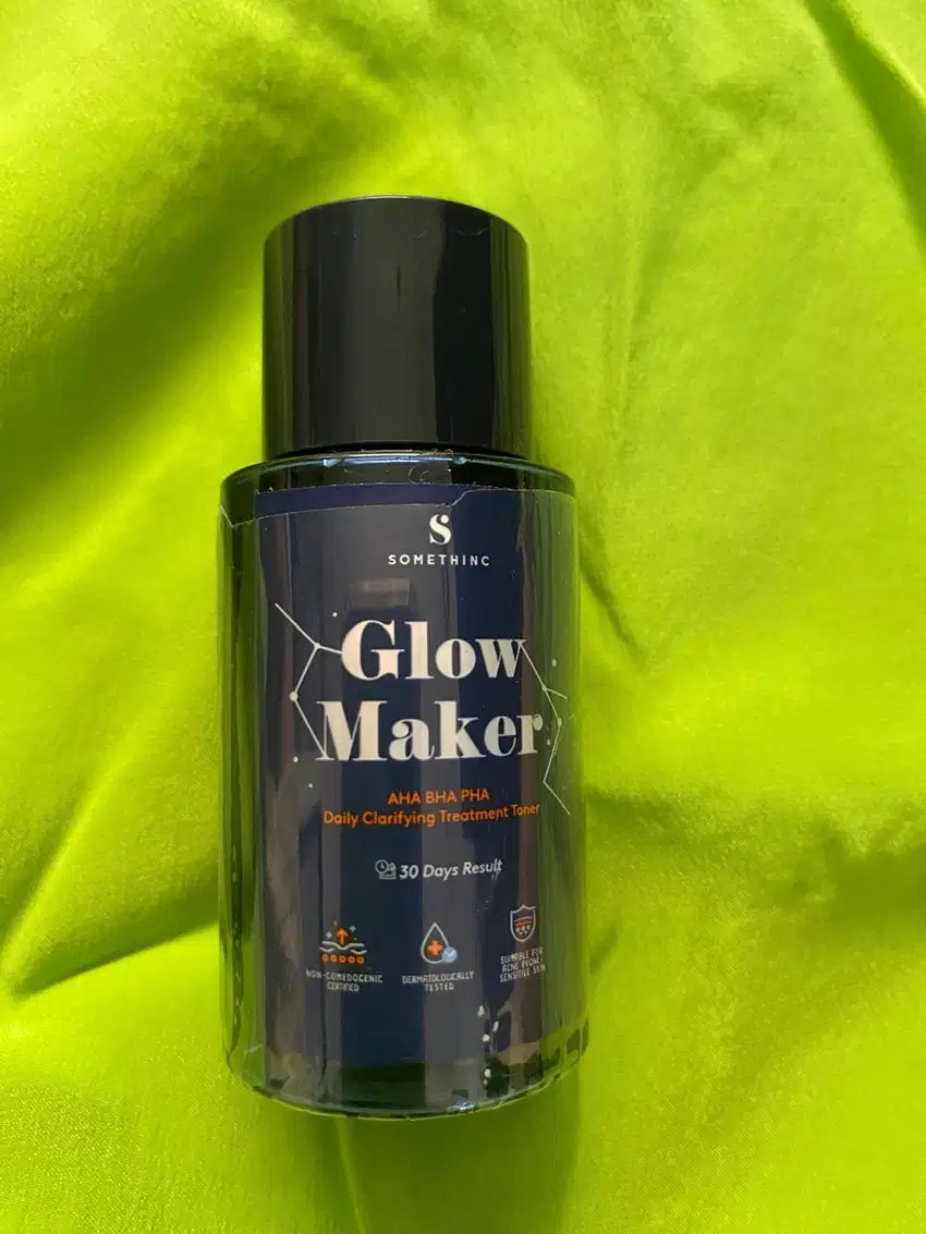 SOMETHINC - GLOW MAKER - CLARIFIYING TREATMENT - AHA BPA PHA –PRELOVED
