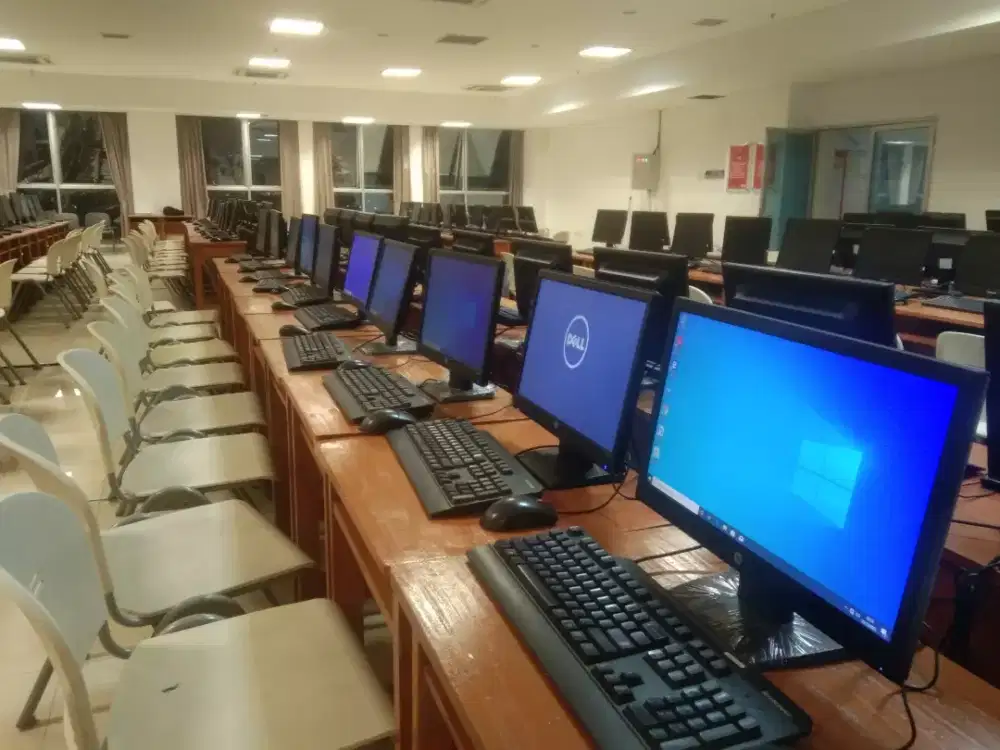 TERIMA JUAL/BELI KOMPUTER BEKAS,SATUAN,LELANGAN,DAN BORONGAN EX KANTOR