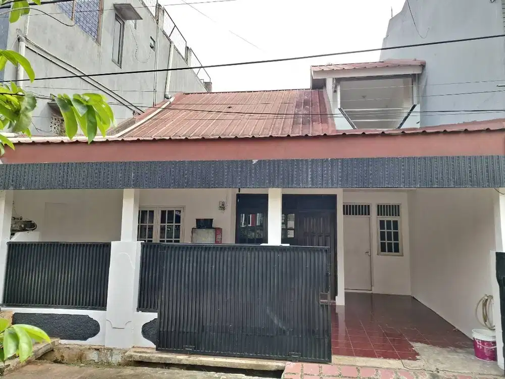 Rumah Jatiasih SHM LT104. 4KT, 1 Km Tol, Pusat Kuliner