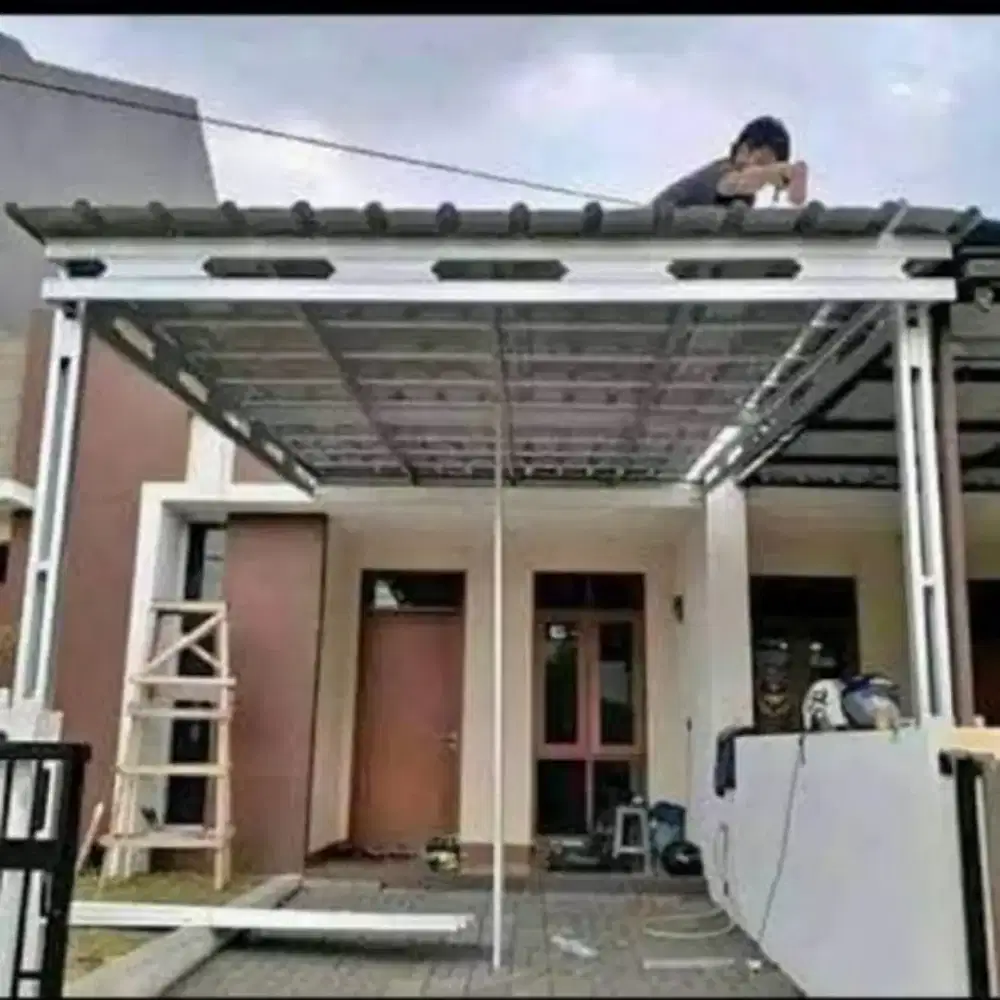 Kanopi atap baja ringan