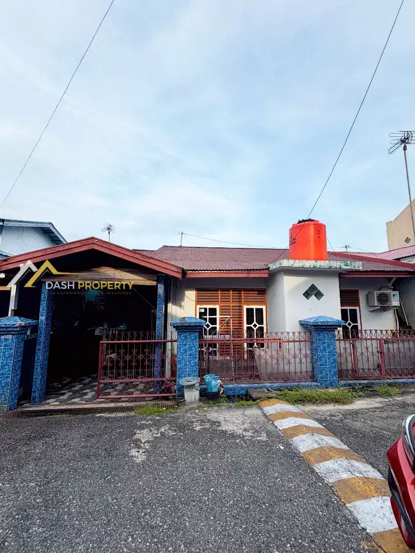 RUMAH DEKAT BANDARA & KAMPUS UIR