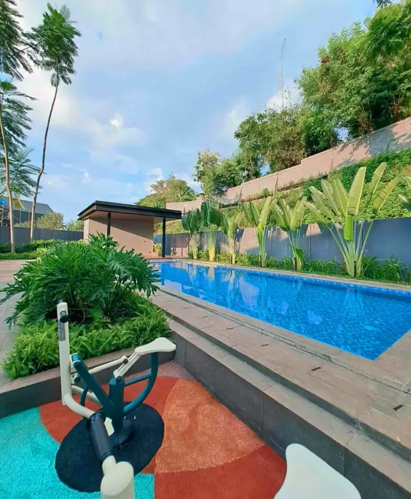 Murah dijual rumah ful fasilitas graha candi golf kolam renang