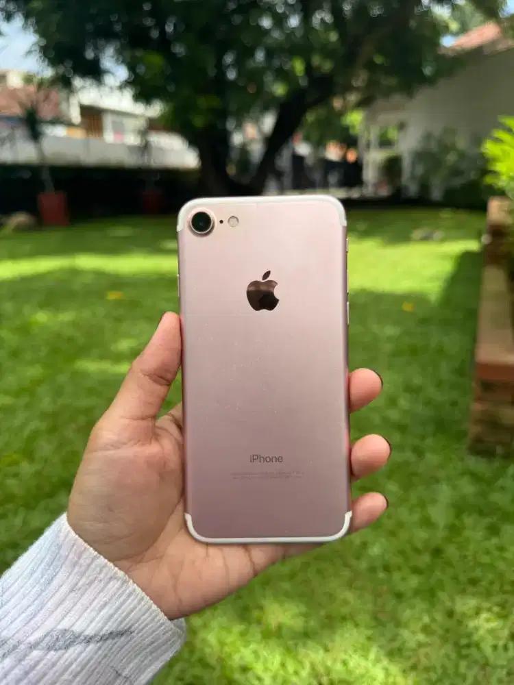 Iphone 7 rosegold 128gb Kemenperin setara Ibox