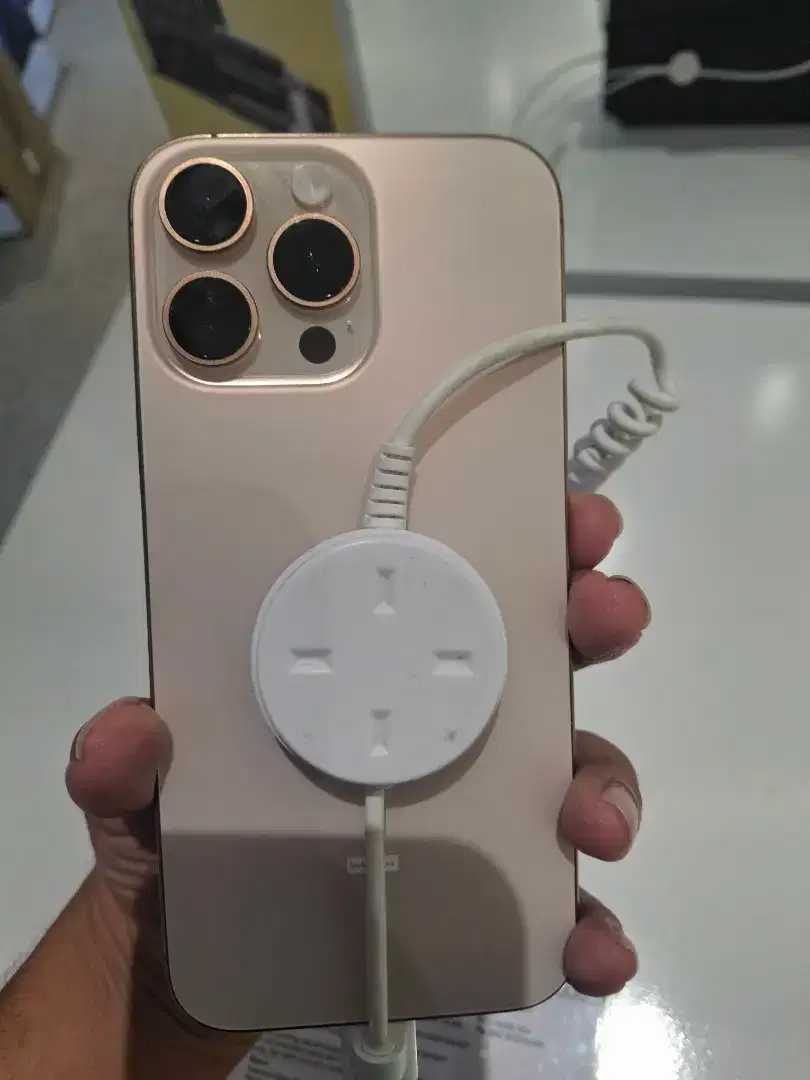IPHONE 16 PRO MAX 256