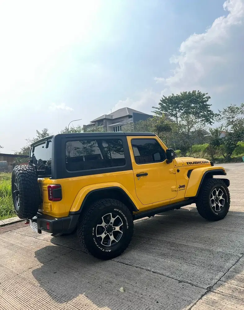 Jeep JL rubicon 2021 kuning km 4rb