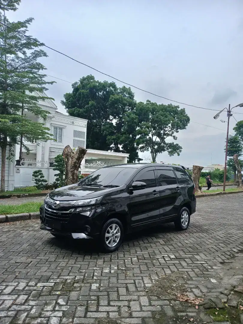 Xenia R MT 2021