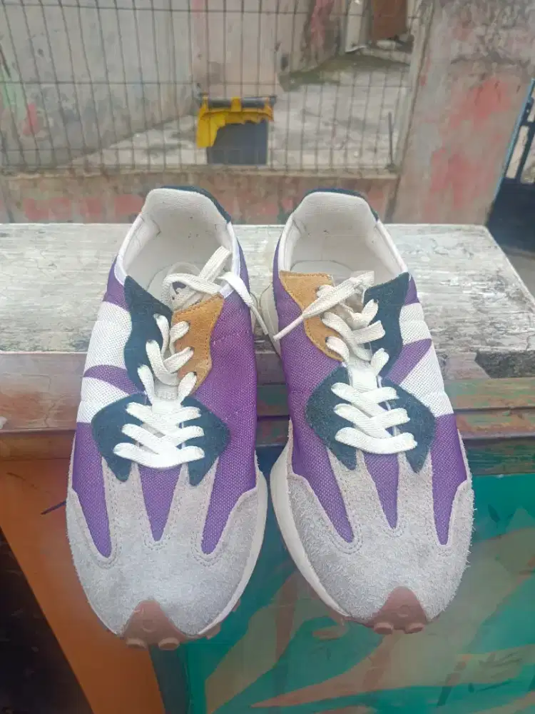 Sepatu NB 327 cewe warna purple