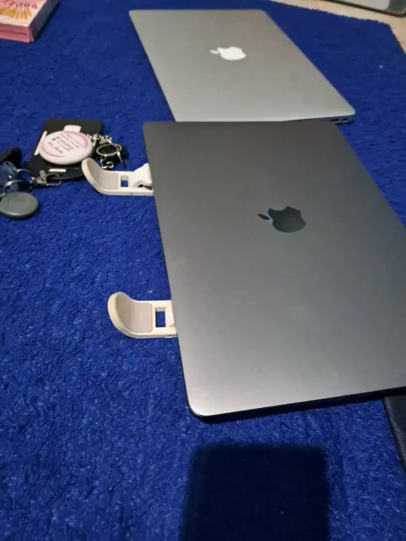 Macbook pro 2020 8/256 touchbar
