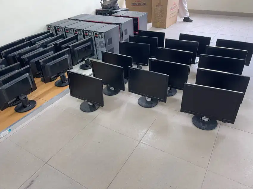 Jual Beli Komputer Monitor Server Laptop bekas atau baru