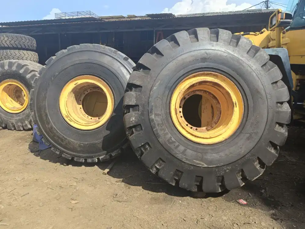 Ban tubeless 29.5-25 Nilon merk simtex