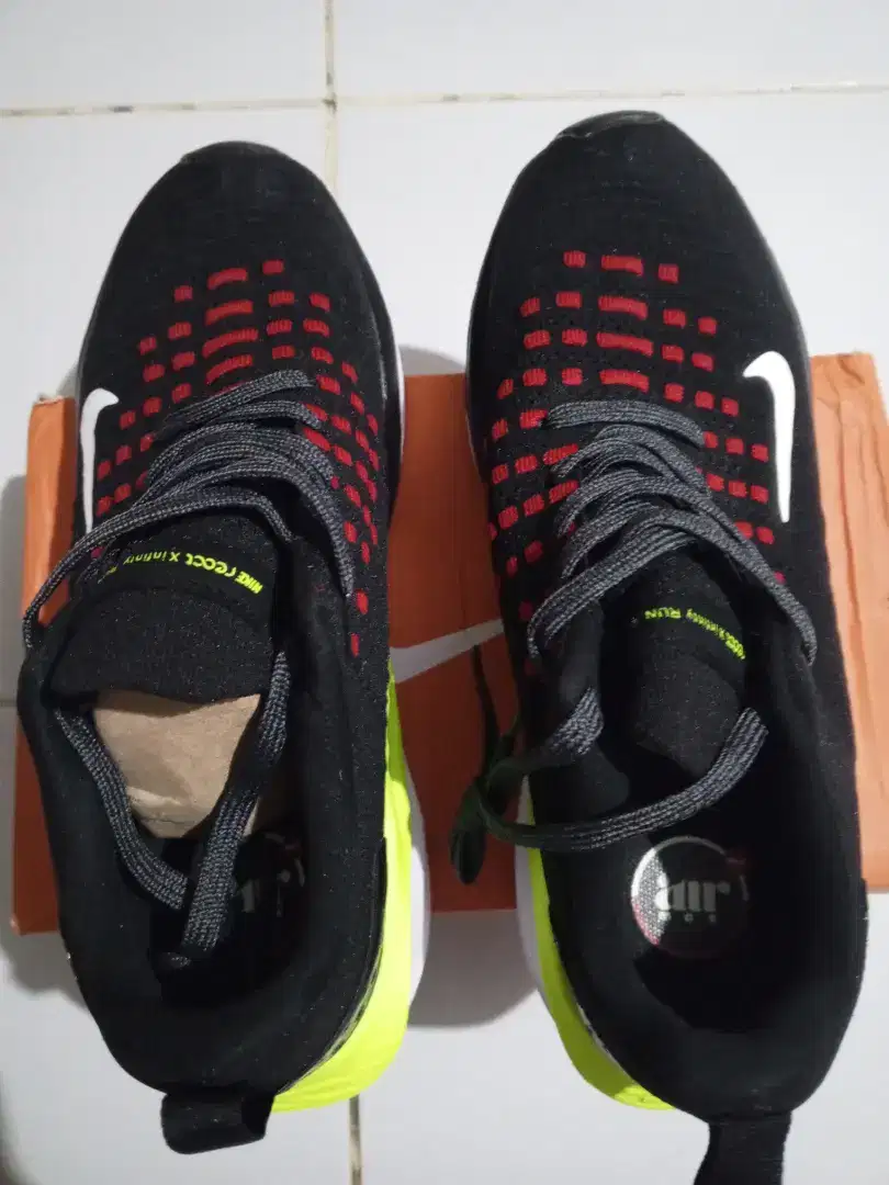 SNEAKER SHOES NIKE (Sepatu Olahraga) - NIKE REACTX INFINITY RUN 4