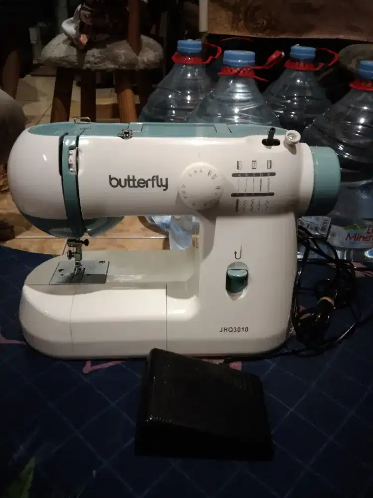 Mesin jahit kondisi baru dan normal merk butterfly
