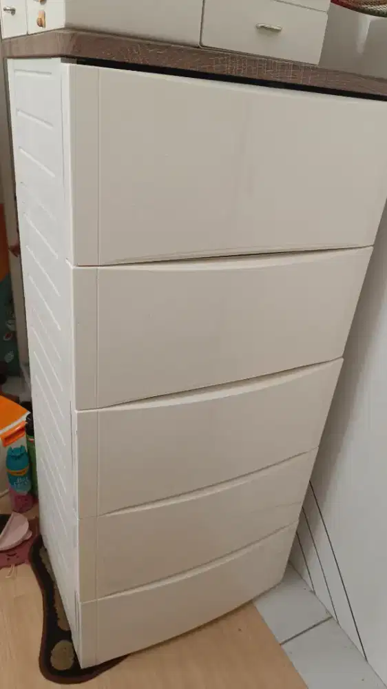 Lemari Laci susun Premium putih estetik