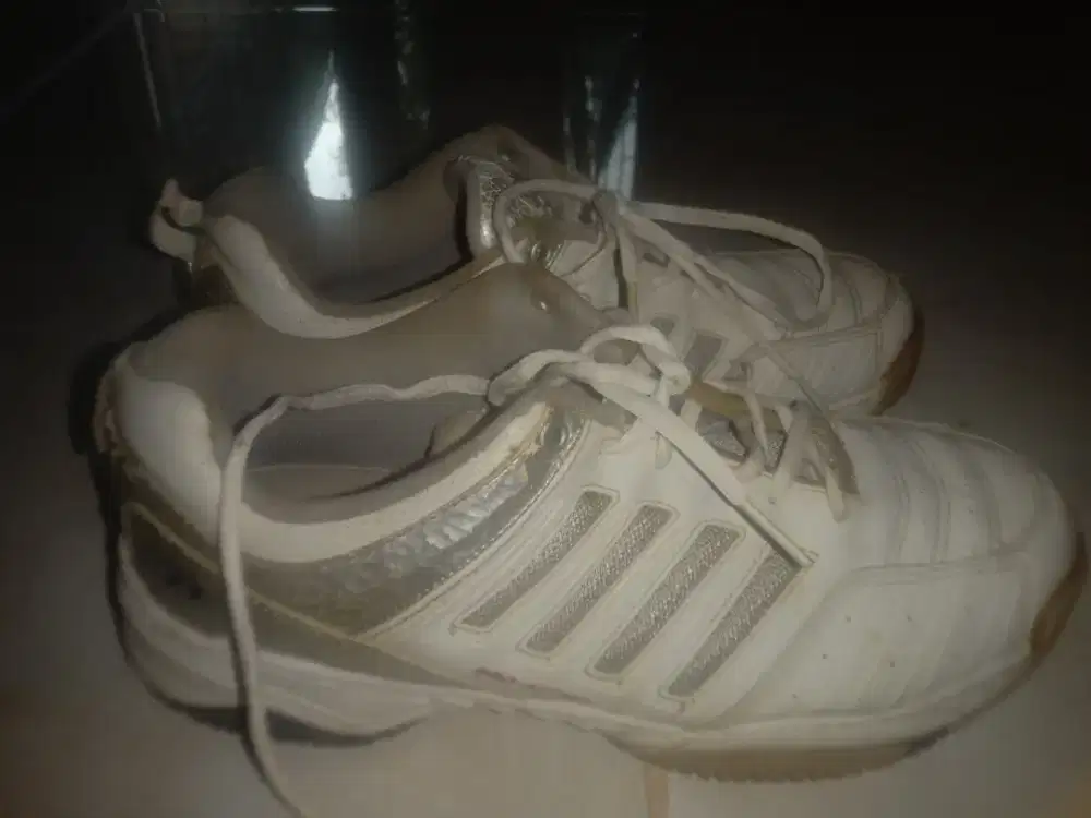 Di jual cepat sepatu Ket ukuran 43 Krn bth uang