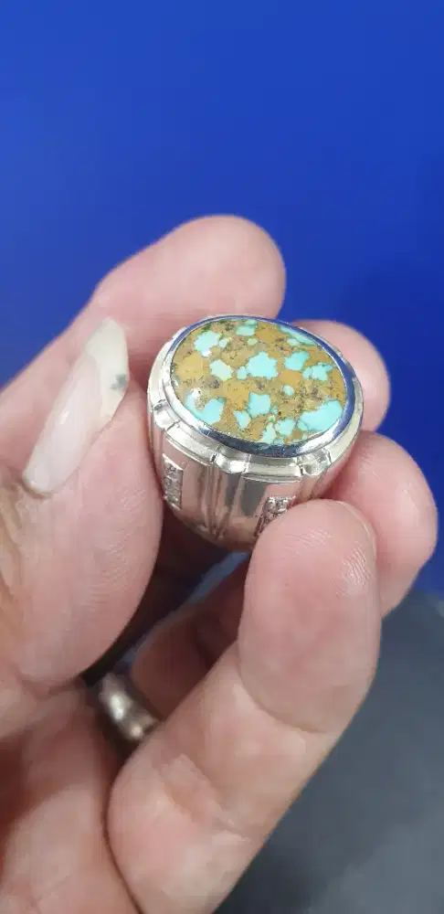 Cincin batu natural Pirus urat emas Persia