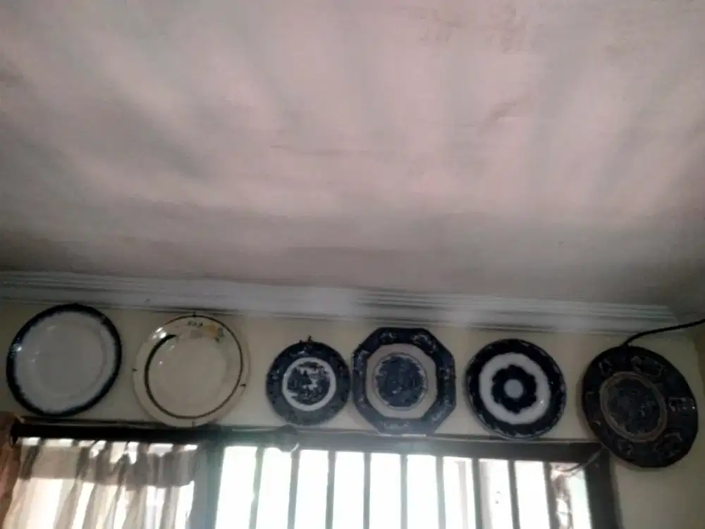 Piring Antik Pajangan Ada 6 Buah