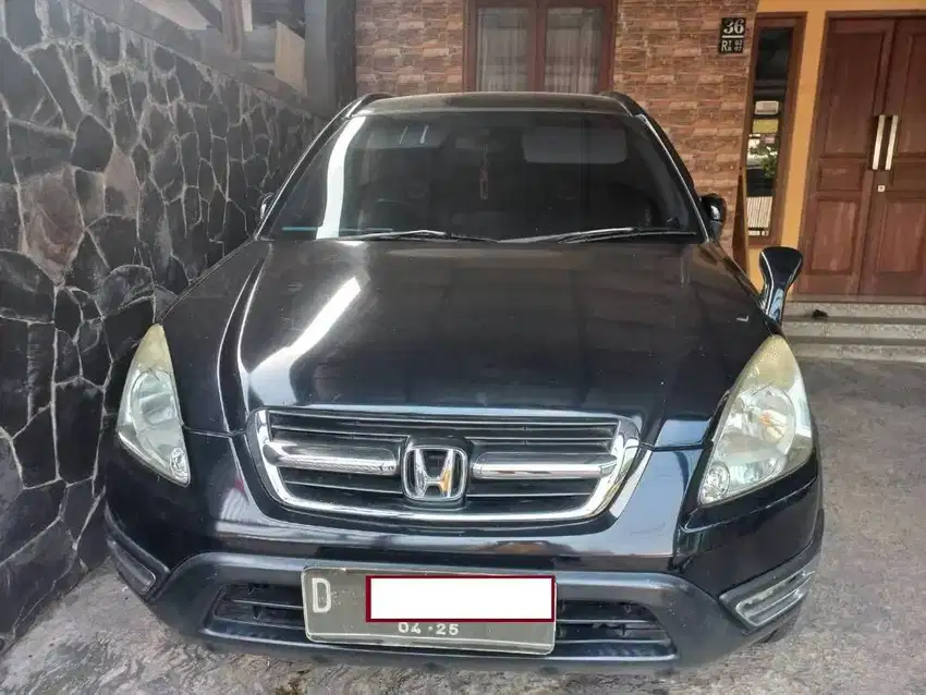 Dijual Cepat Honda CRV Gen2 2000 cc Bensin Automatic 2004 Hitam Plat D