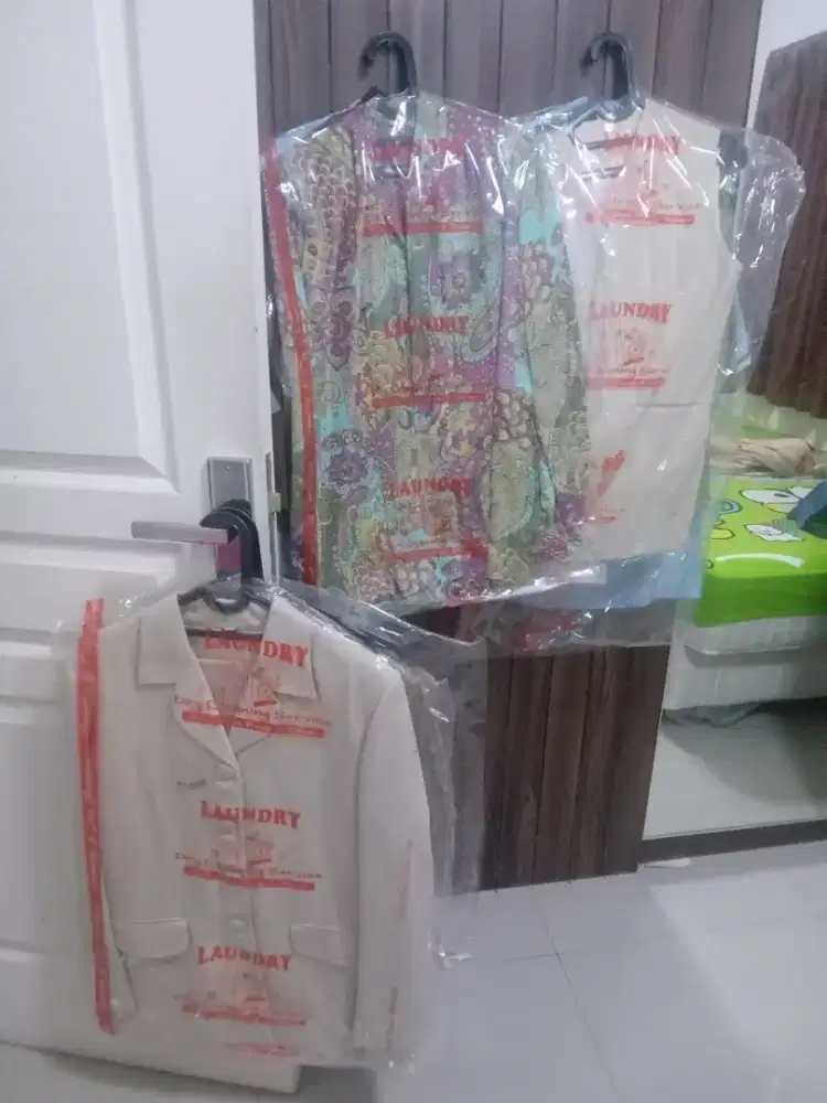 Baju Seragam Yayasan Kartika Jaya satu set