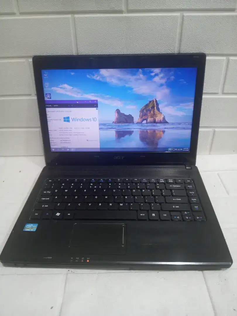 Acer Aspire 4738 Core i3 - 2.13 Ghz DDR Ram 4GB 320G 14 1.5 jam