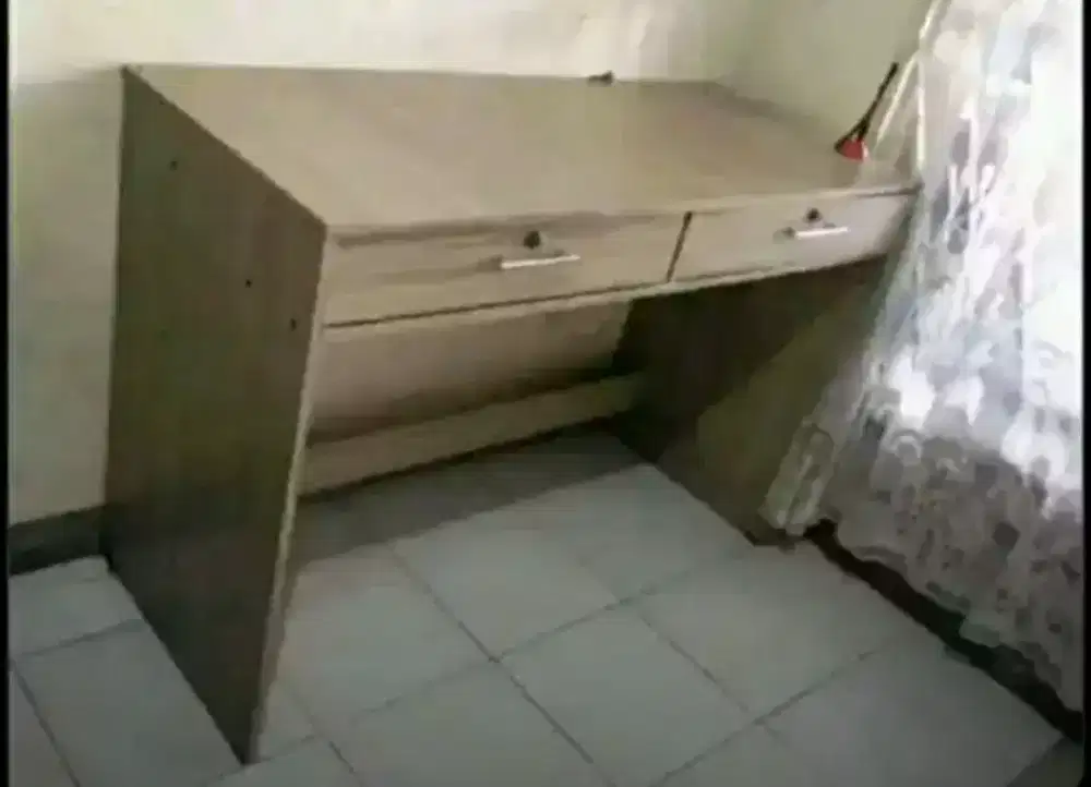 Meja komputer belajar kerja hias kamar 2 laci cod thb pejuang bekasi