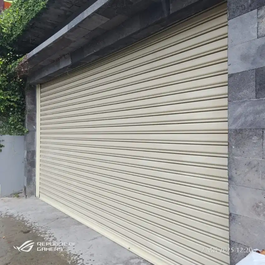 Rolling door automatic