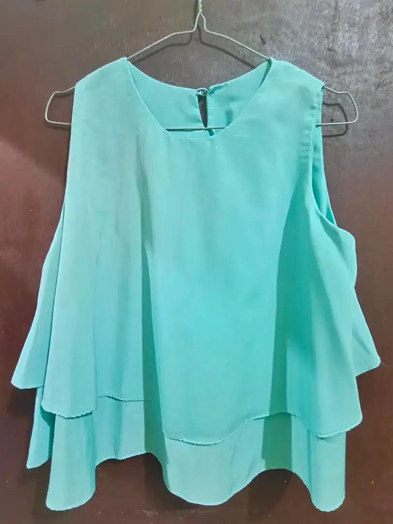 Preloved atasan wanita