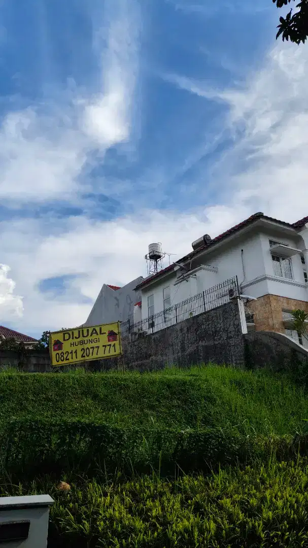 Dijual tanah kavling  lokasi Hoek strategis di citra grand cibubur