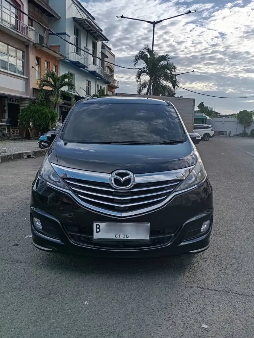 (LOW KM) MAZDA BIANTE SKYACTIV 2014