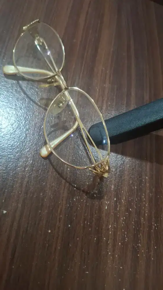 Kacamata Wanita Louise Viollete