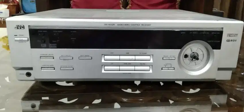 Amplifier Audio / Video Control Receiver JVC RX-5022R, Kondisi mati