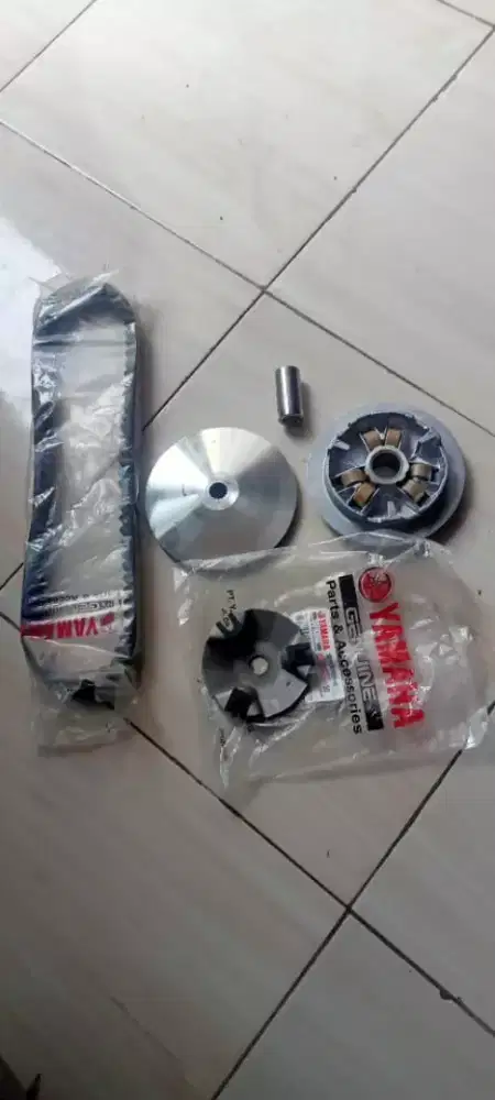 Pulley depan & V-Belt nmax aerox